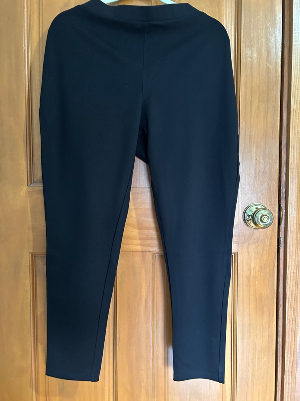 Chico's Black Ponte Ankle Leggings